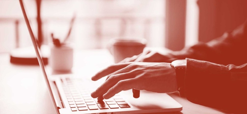 What’s the Etiquette for Reply-All Email Disasters?