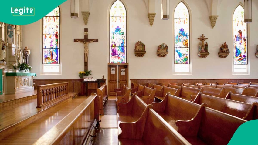 Real Video! Popular Pastor caught in hotel room with married woman