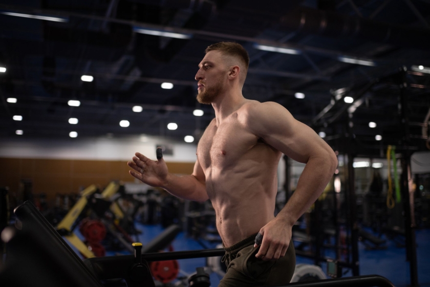 Should You Do Cardio Before or After You Lift Weights?