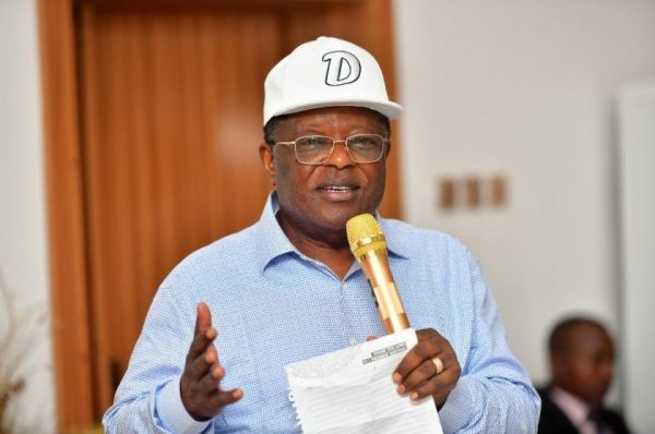 ‘Complete Eleme–Onne Road before December 15 or face sanctions’ – Umahi warns contractors