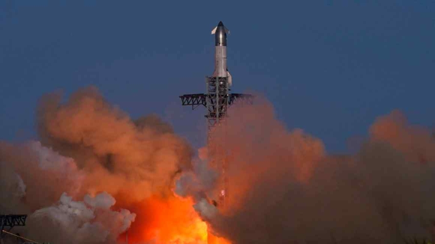 Musk’s SpaceX targets $800bn valuation in latest share sale